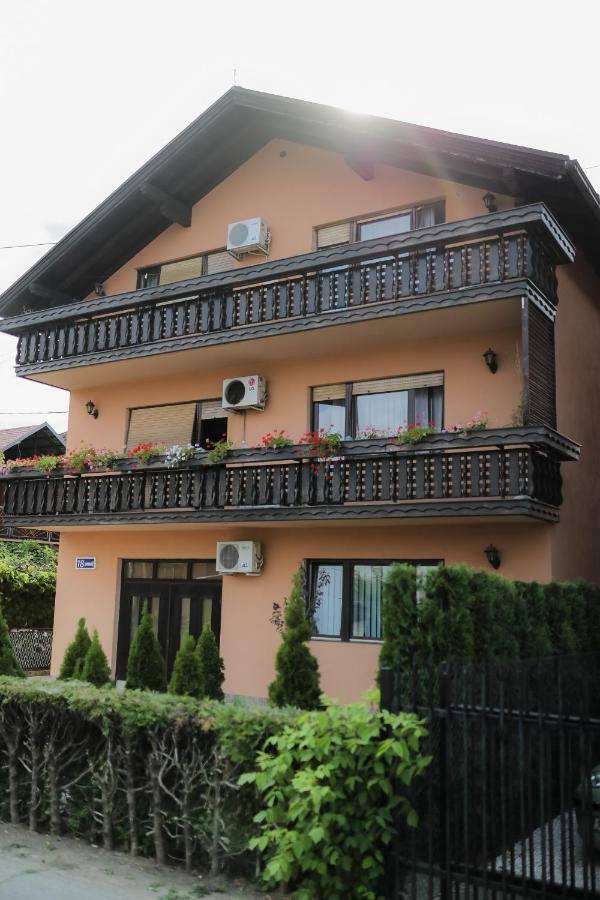 Guesthouse Tanja Баня Лука Екстериор снимка